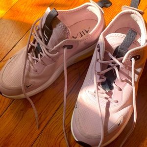 Nike Air Max size 5